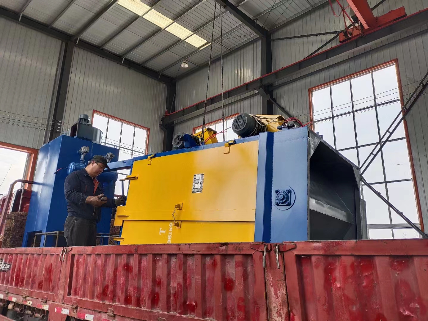 Q326橡胶履带抛丸机_履带抛丸机工作流程_3212履带式抛丸机